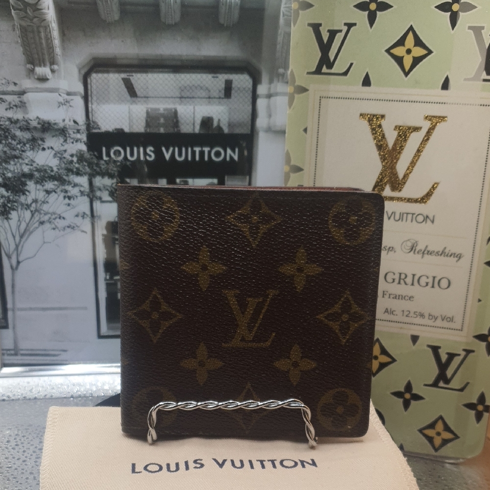 🤎Louis Vuitton Brown Men's  Monogram Wallet -EUC